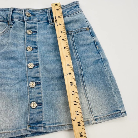 American Eagle Light Wash Button Front Hi-Rise A-Line Skirt Super Stretch Sz 4 - Picture 4 of 13